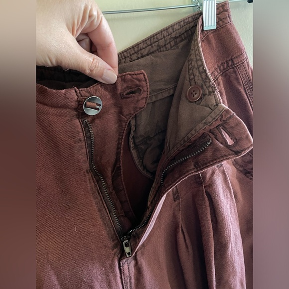 Free People | High Waisted Flowy Linen Pants - Picture 4 of 8